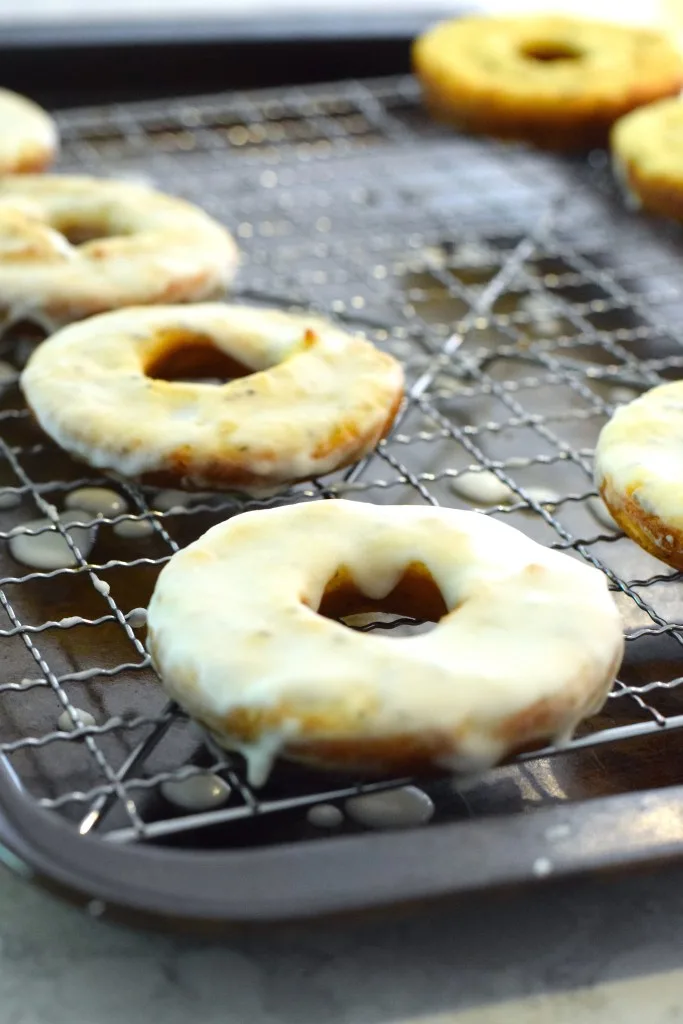 keto glazed lemon donuts keto glazed lemon donuts