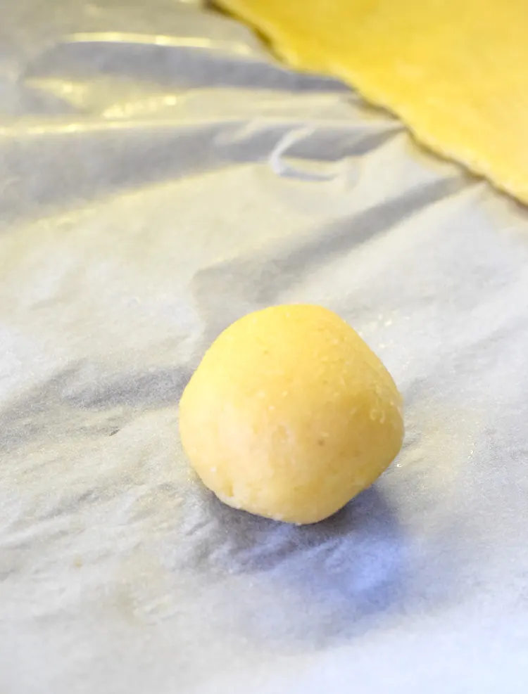keto fat head dough ball