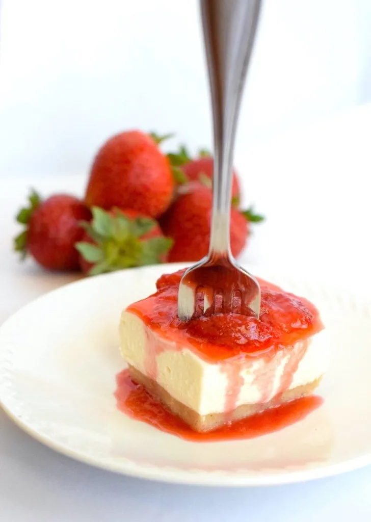 easy keto strawberry cheesecake recipe