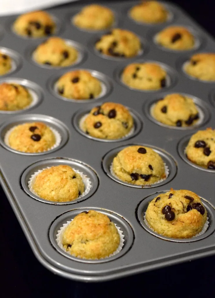 keto mini banana chocolate chip muffins recipe