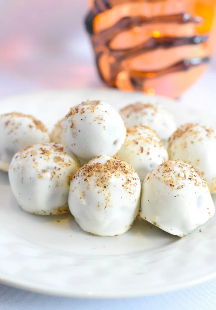 keto no bake pumpkin spice balls