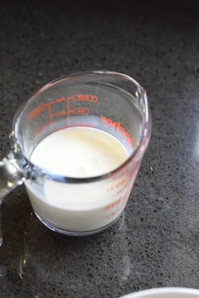 coconut milk and white vinegar