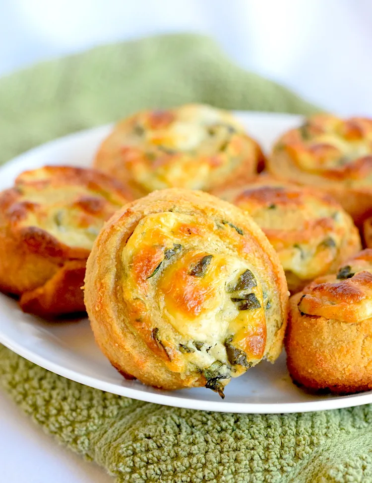 keto cheese spinach puff pastry