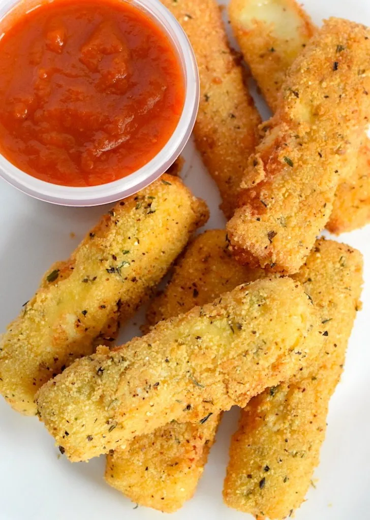 keto friendly mozzarella sticks