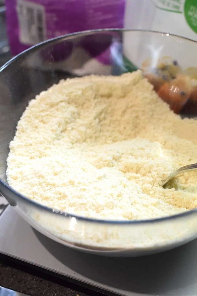 almond flour, coconut flour, xanthan gum