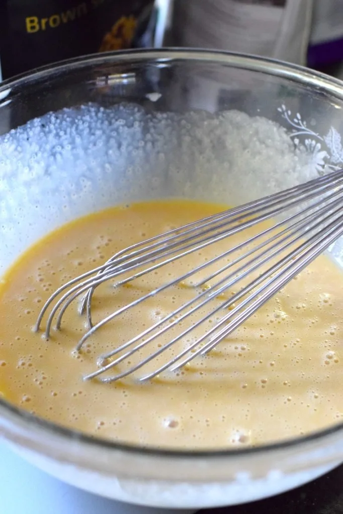 egg, coconut oil, vanilla extract egg, coconut oil, vanilla extract