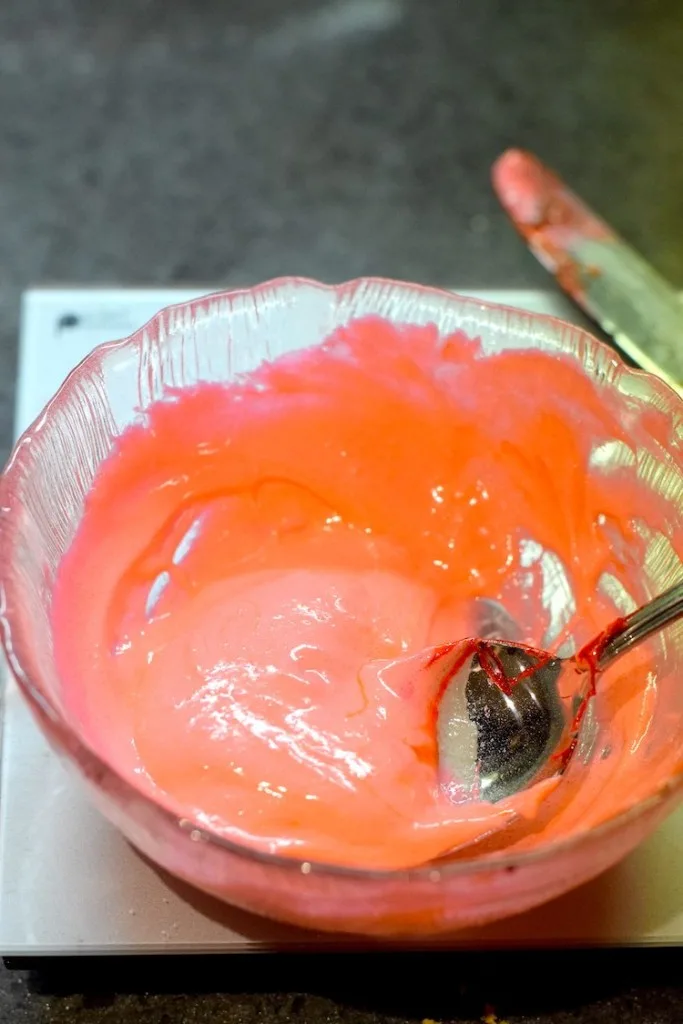 keto red royal icing