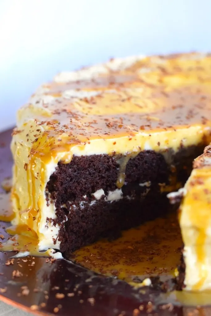 keto salted caramel frosted cake keto salted caramel frosted cake