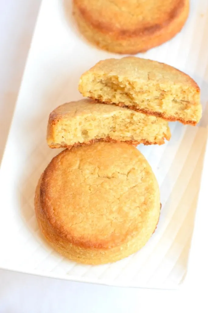 coconut flour biscuits