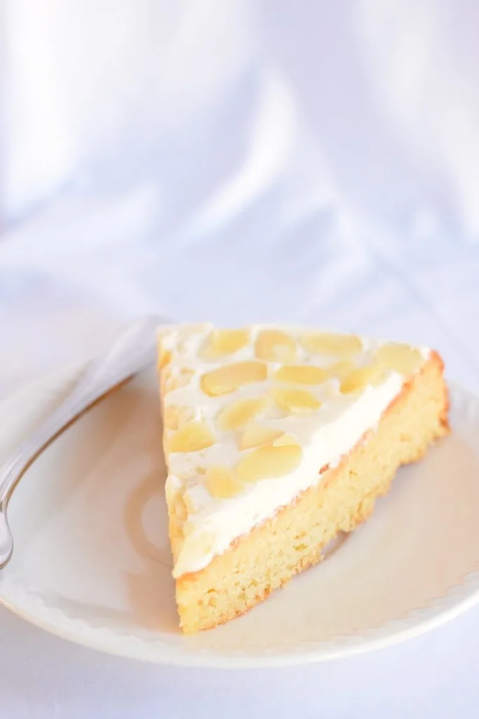 keto almond cake recipe