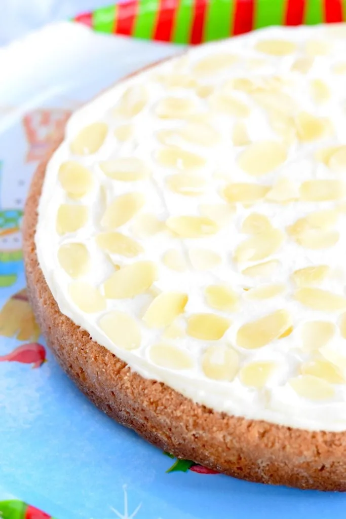 keto almond flour cake