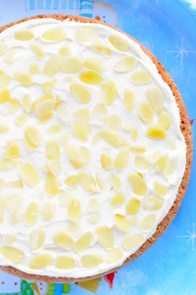 keto almond flour cake recipe