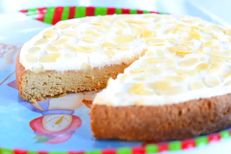 keto almond flour dessert