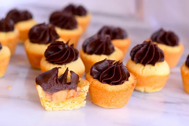 keto twix bar cookies keto twix bar cookies