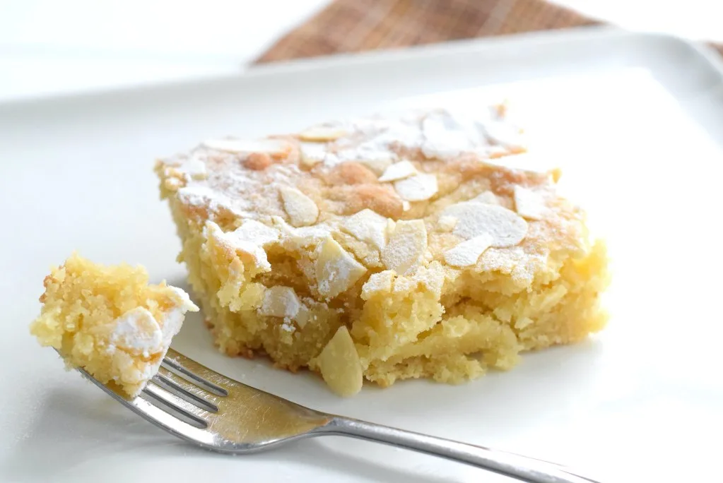 light and fluffy keto almond cake