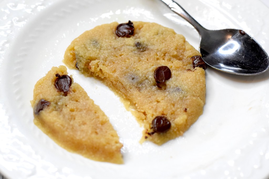 keto quick chocolate chip cookie