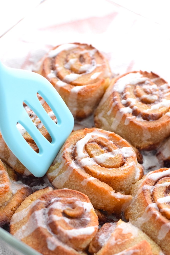 low carb puff pastry cinnamon rolls