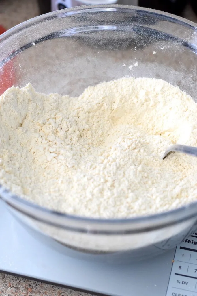 vital wheat gluten, lupin flour, oat fiber