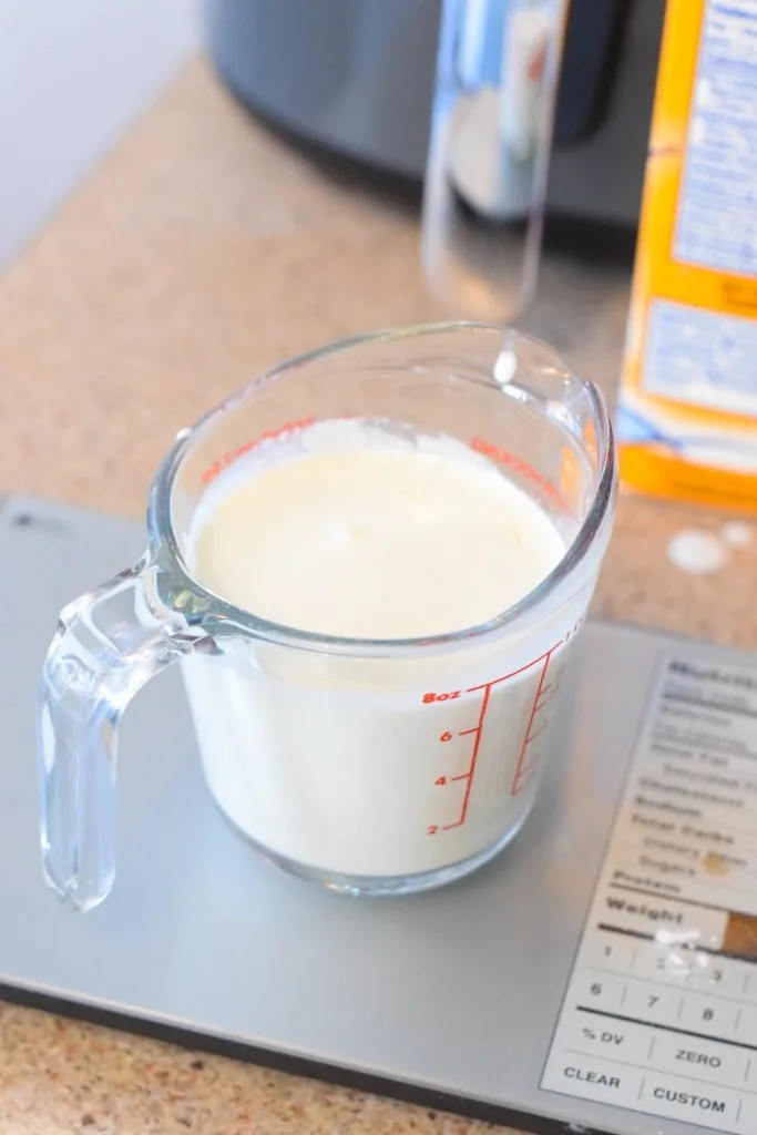 heavy cream and vinegar