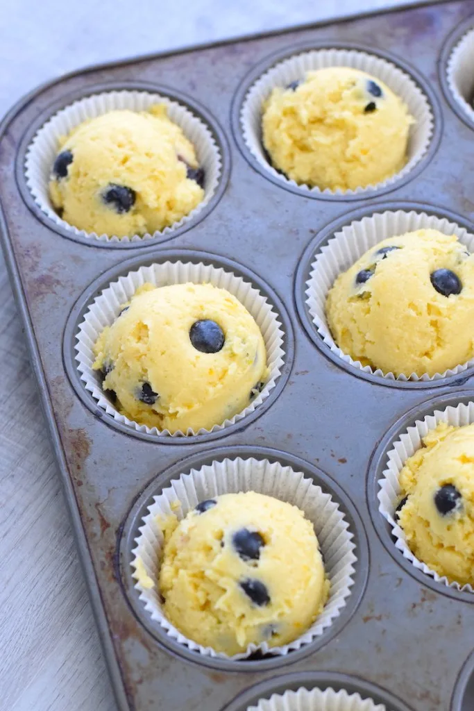 keto blueberry lemon muffins
