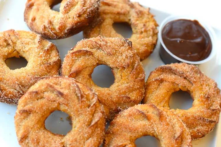 keto churro donuts