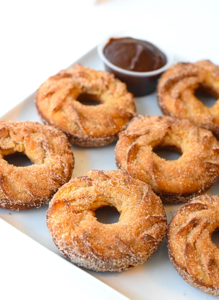 keto cinnamon sugar donuts