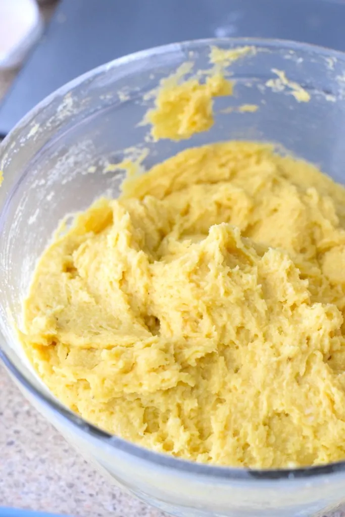 keto banana bread batter