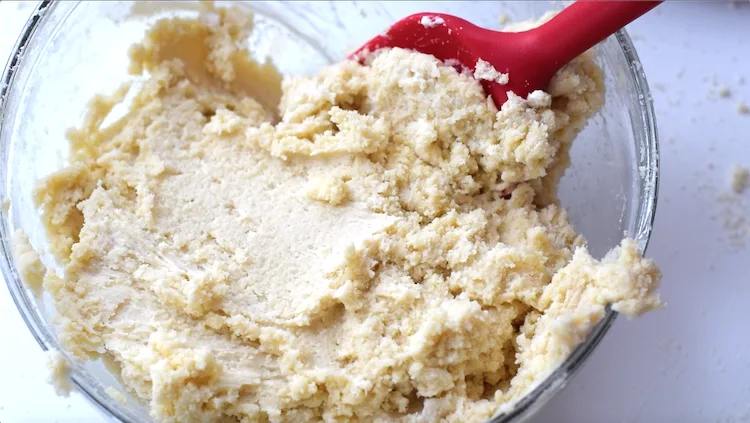 keto shortbread batter