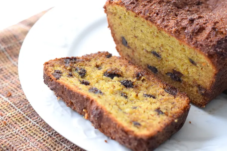 low carb chocolate chip banana bread