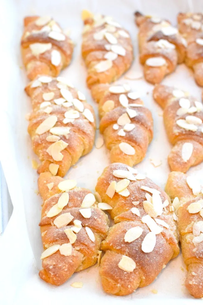 keto almond croissant recipe