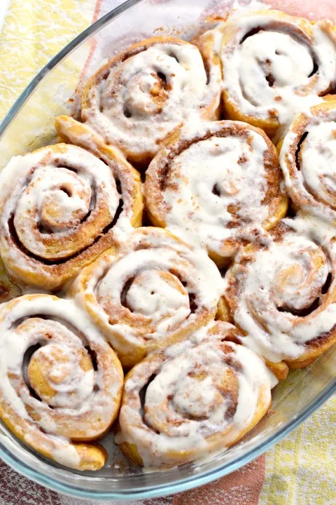 The Best Keto Cinnamon Rolls (2021)