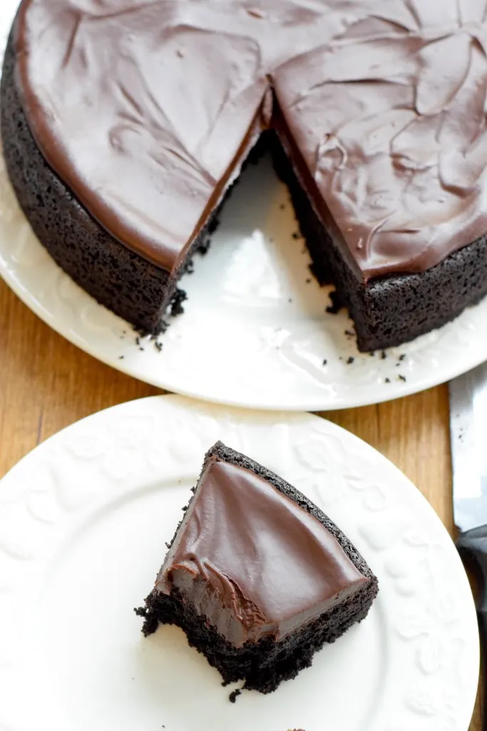 moist keto chocolate cake