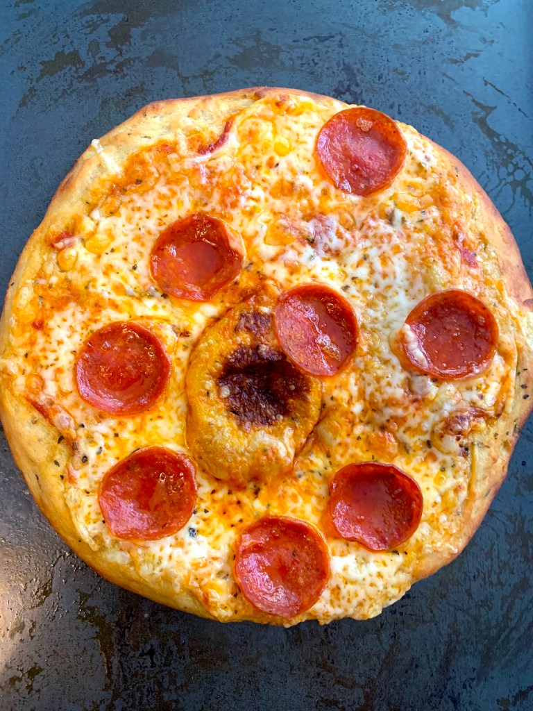 keto pepperoni pizza