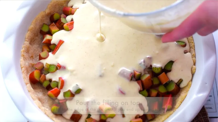 keto rhubarb custard filling