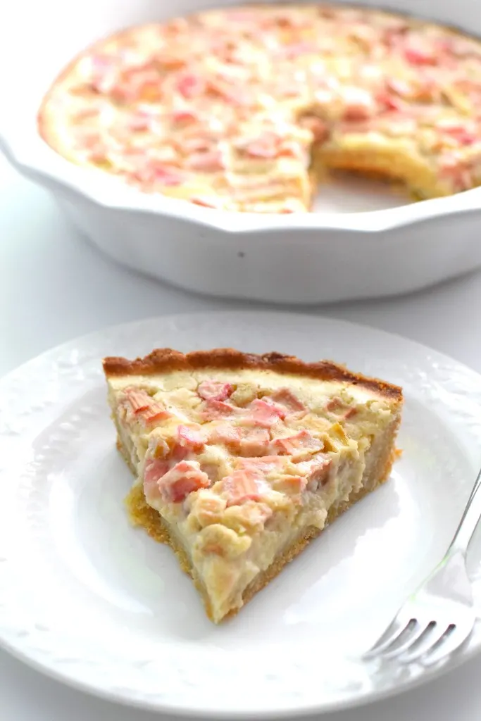 keto rhubarb dessert