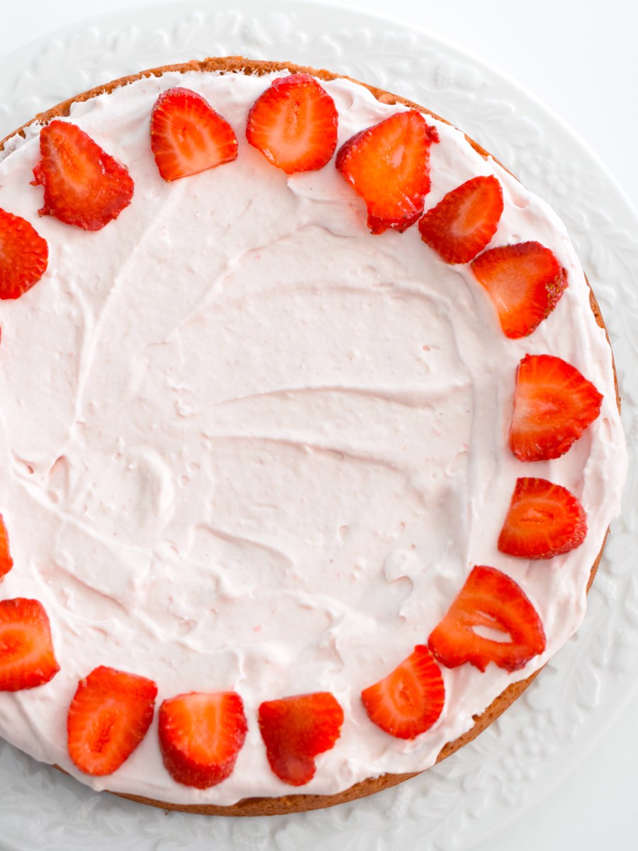 Keto Strawberry Cake Mouthwatering Motivation