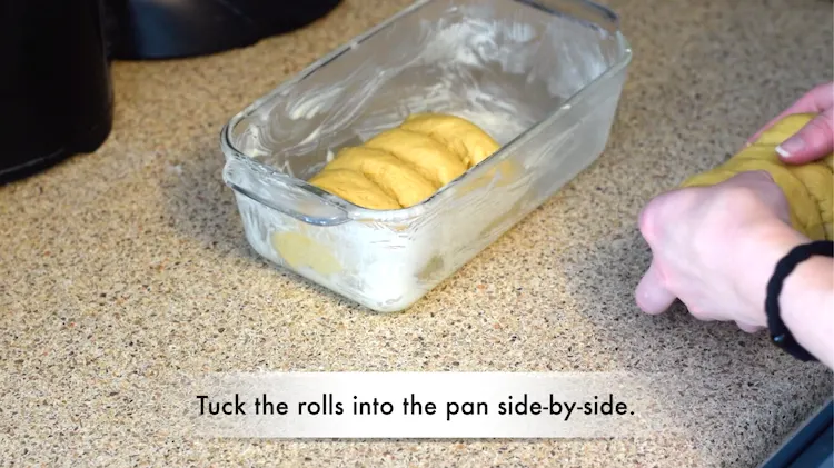 keto bread rolls rising