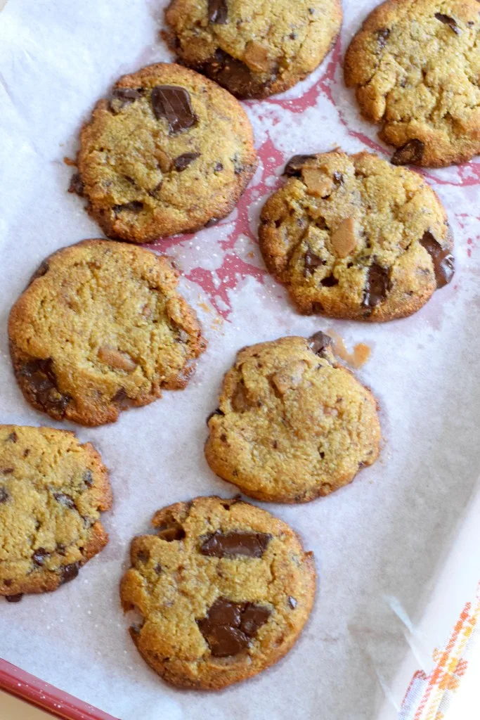 24 hour keto chocolate chip cookies